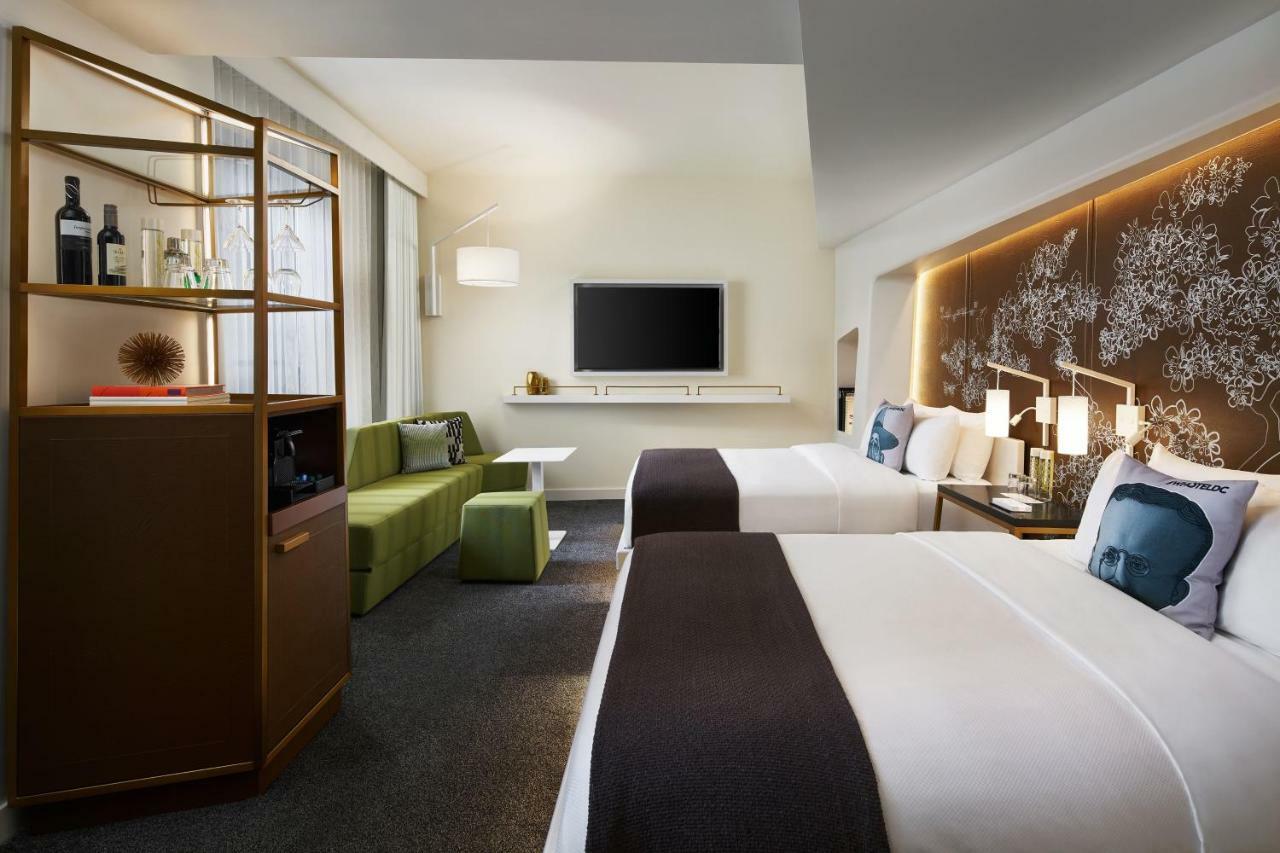Hotel Washington Exterior photo A room at the hotel